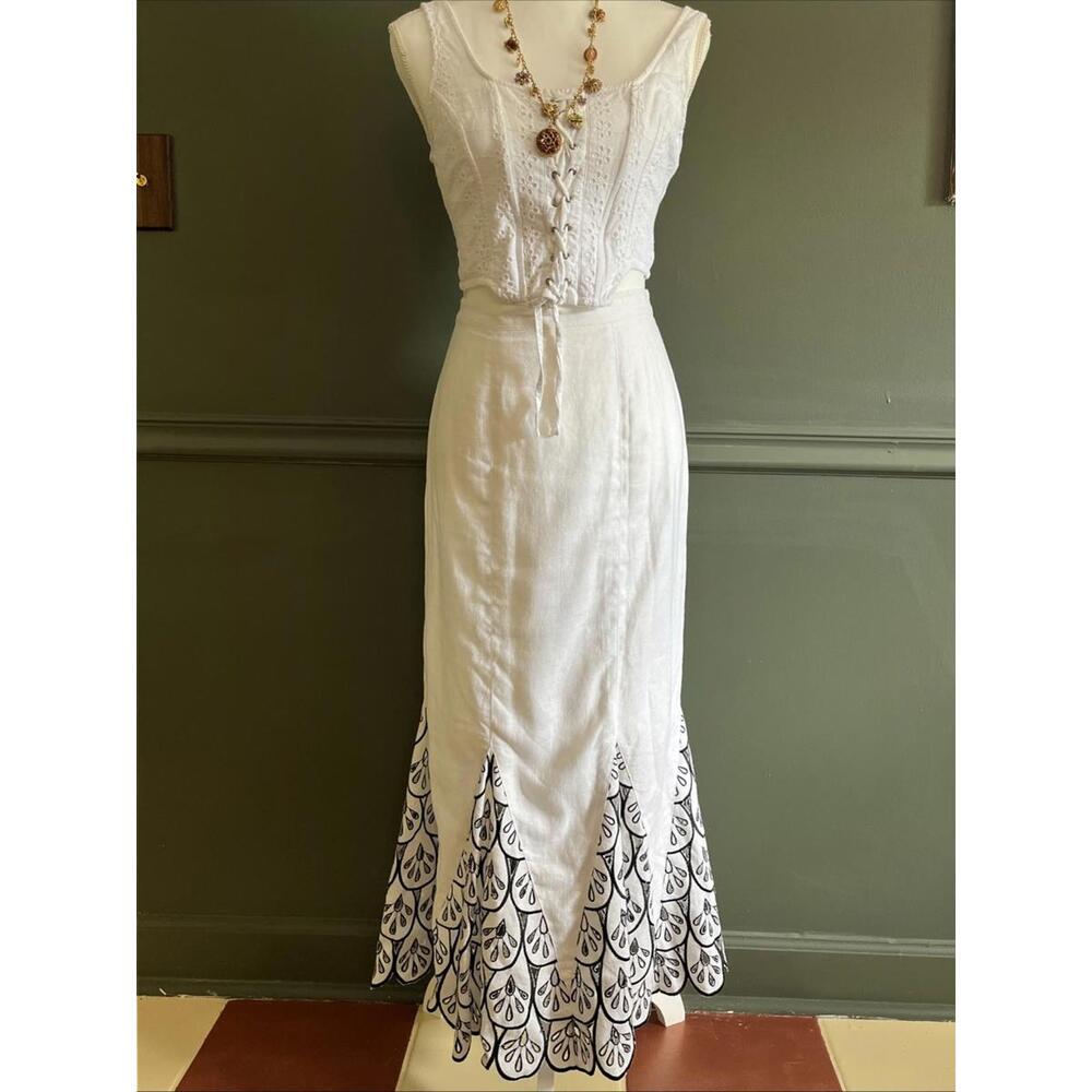 Vtg 18 Linen Maxi Skirt White Black Embroidered Godet Hem Italian Boho Resort